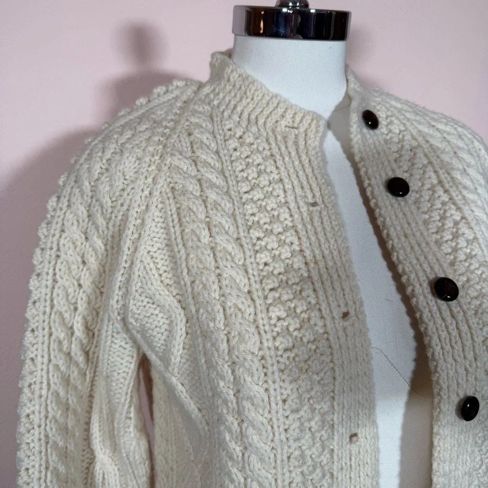 Vintage 1950’s hand knit Cable Knit Irish wool Cream Cardigan sweater fisherman - Picture 1 of 13